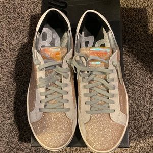 P448 glitter sneaker with glitter tongue!